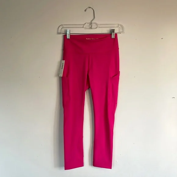 Outdoor Voices Zoom 1/2 Leggings Size XS Winecup Pink